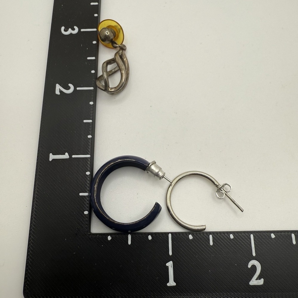 Lot Six Pairs of Earrings Pierced Hoop‎ Dangle - Picture 9 of 10